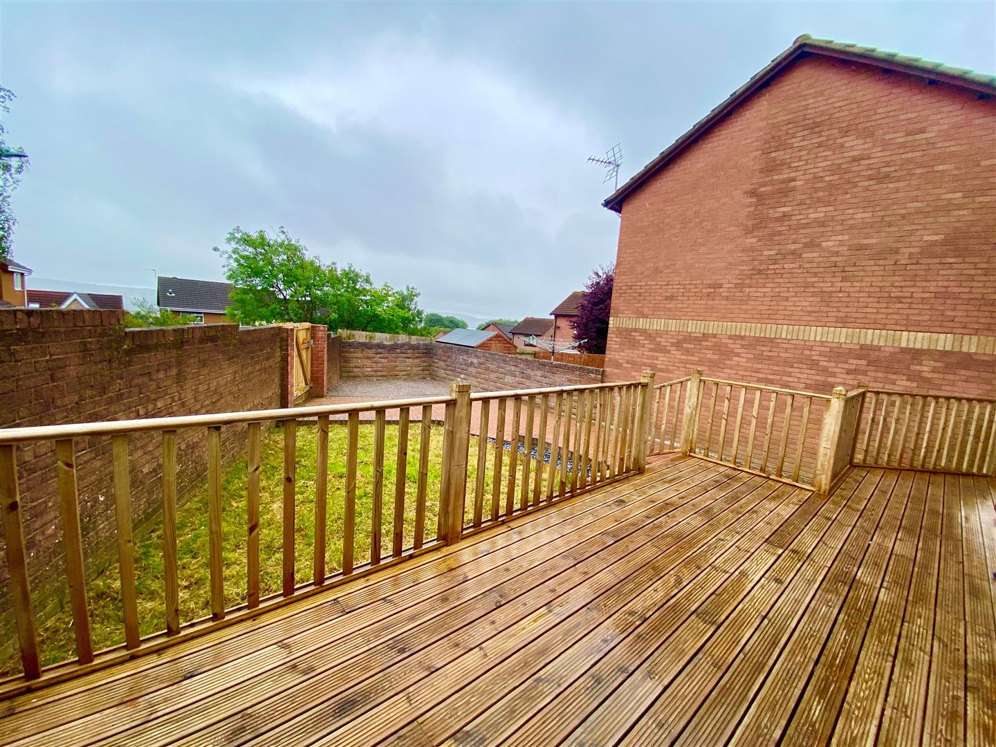 Robins Hill, Brackla, Bridgend County Borough, CF31 2PJ